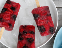 Raspberry and blackberry icy pops